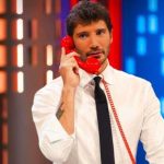 Affari Tuoi, Stefano De Martino punge Corona dopo il caso Belen: quelle parole in puntata di ieri fanno sorridere il web